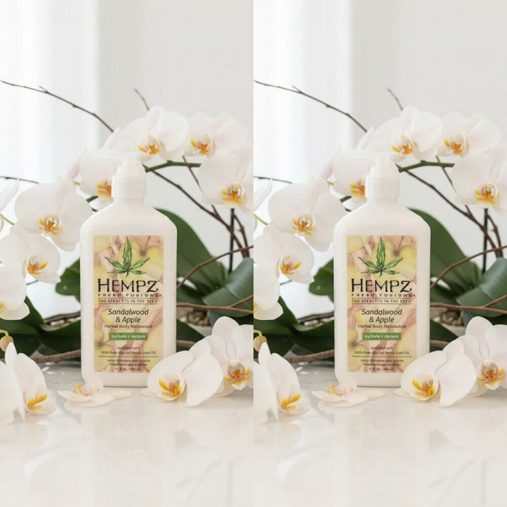 Hempz Sandalwood & Apple Herbal Body Moisturizer 17 oz_ 2 units